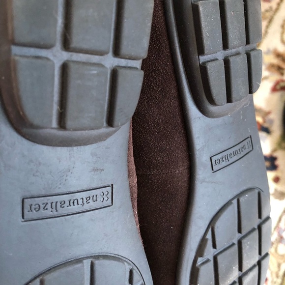 Naturalizer "Kaptain" Leather Moccasin with Chain size 7.5 - Picture 8 of 12